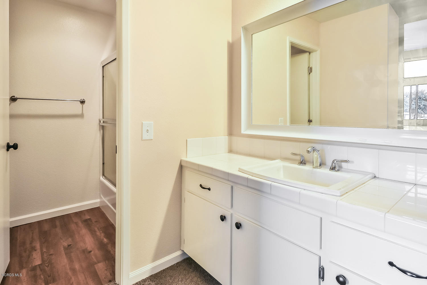 1742 Sinaloa Road, Unit 430 Simi Valley, CA 93065 - Photo 25 of 37 hMain Bedroom Suite4