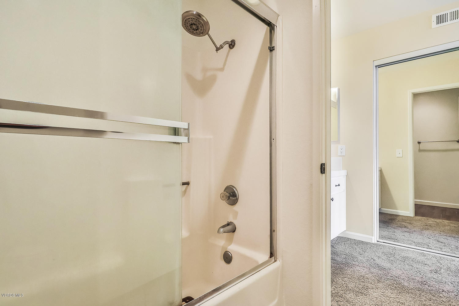 1742 Sinaloa Road, Unit 430 Simi Valley, CA 93065 - Photo 27 of 37 hMain Bedroom Suite7