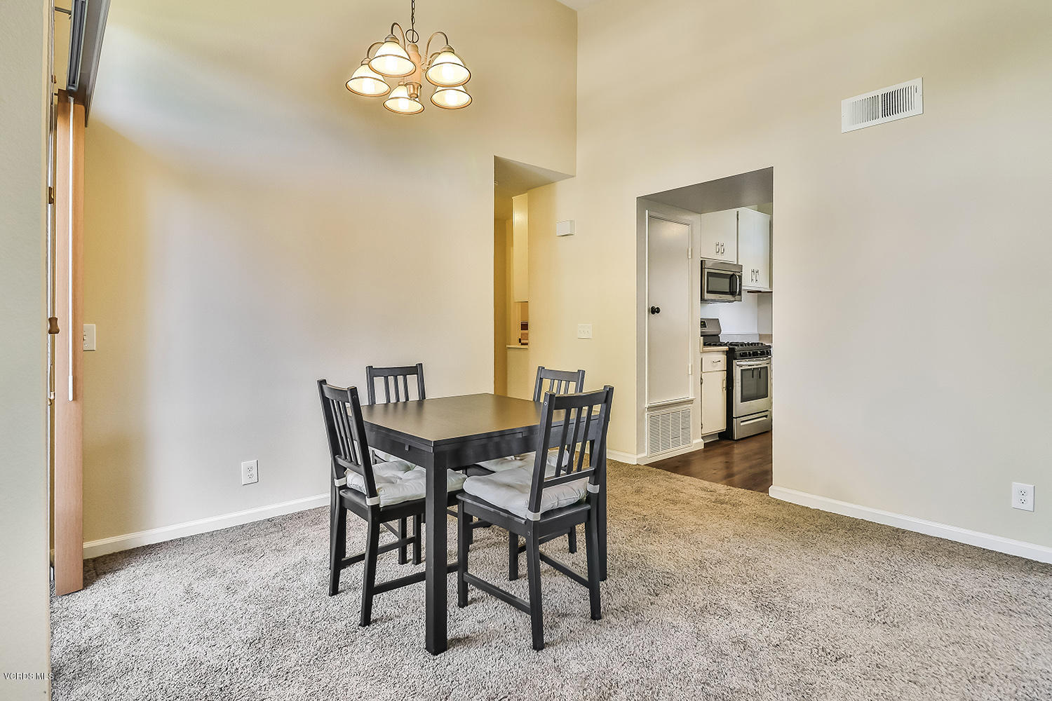 1742 Sinaloa Road, Unit 430 Simi Valley, CA 93065 - Photo 9 of 37 cLiving1