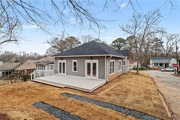 $3,800 | 202 Lansdowne Avenue, Decatur, GA 30030