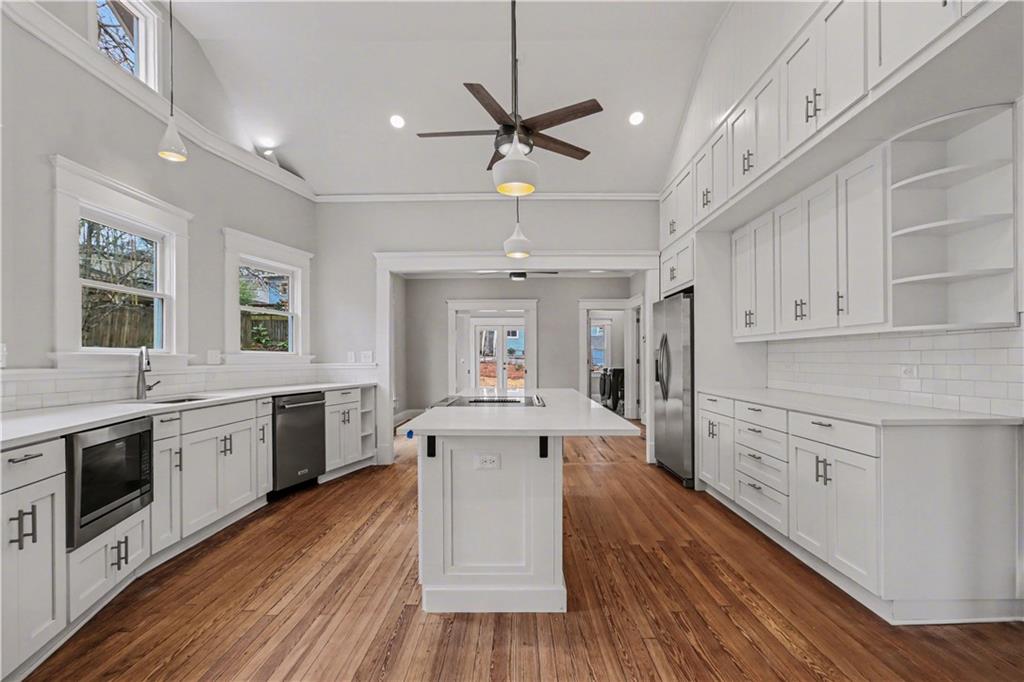 202 Lansdowne Avenue Decatur, GA 30030 - Photo 7 of 26