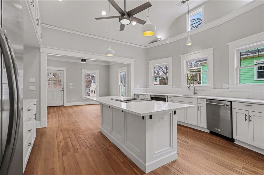 202 Lansdowne Avenue Decatur, GA 30030 - Photo 8 of 26