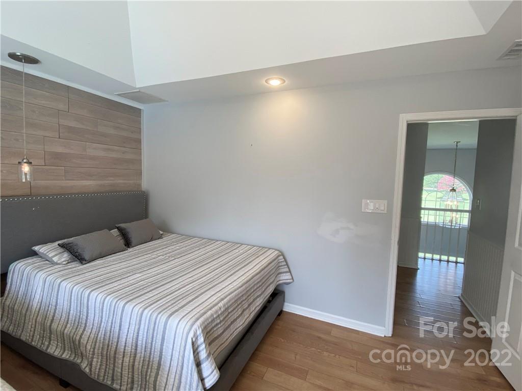 1220 James Farm Road Hickory, NC 28602 - Photo 24 of 46 Gallery Image 24