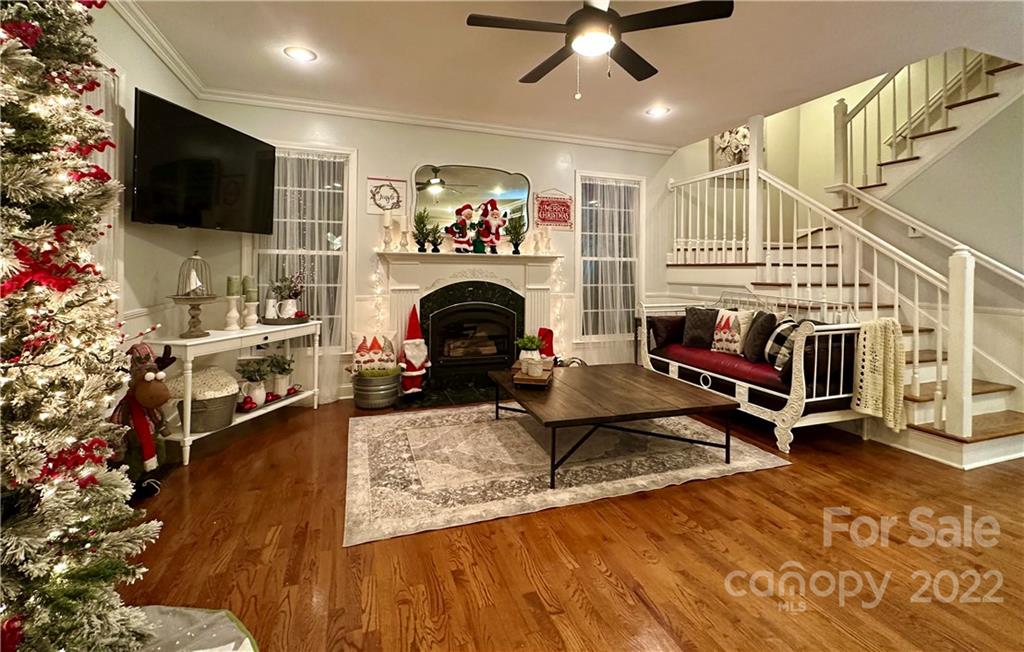 1220 James Farm Road Hickory, NC 28602 - Photo 4 of 46 Gallery Image 4