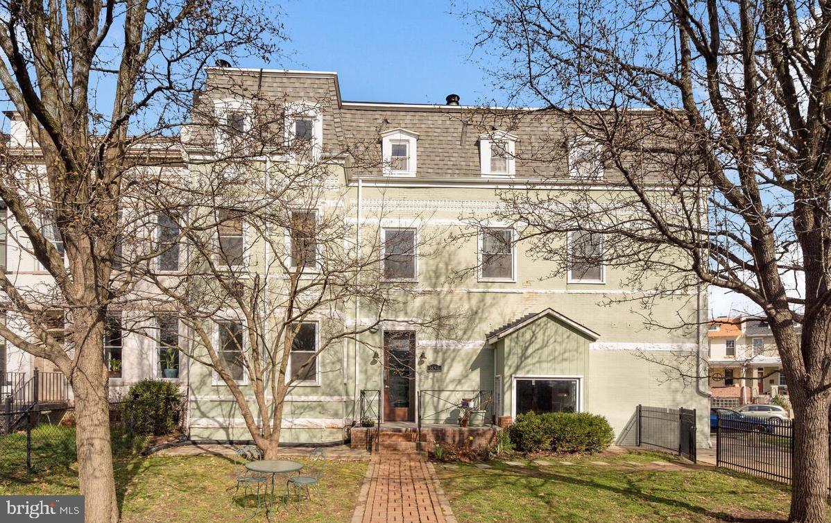 1434 Potomac Avenue Southeast, Unit 4 Washington, DC 20003 - Photo 1 of 29 Welcome!