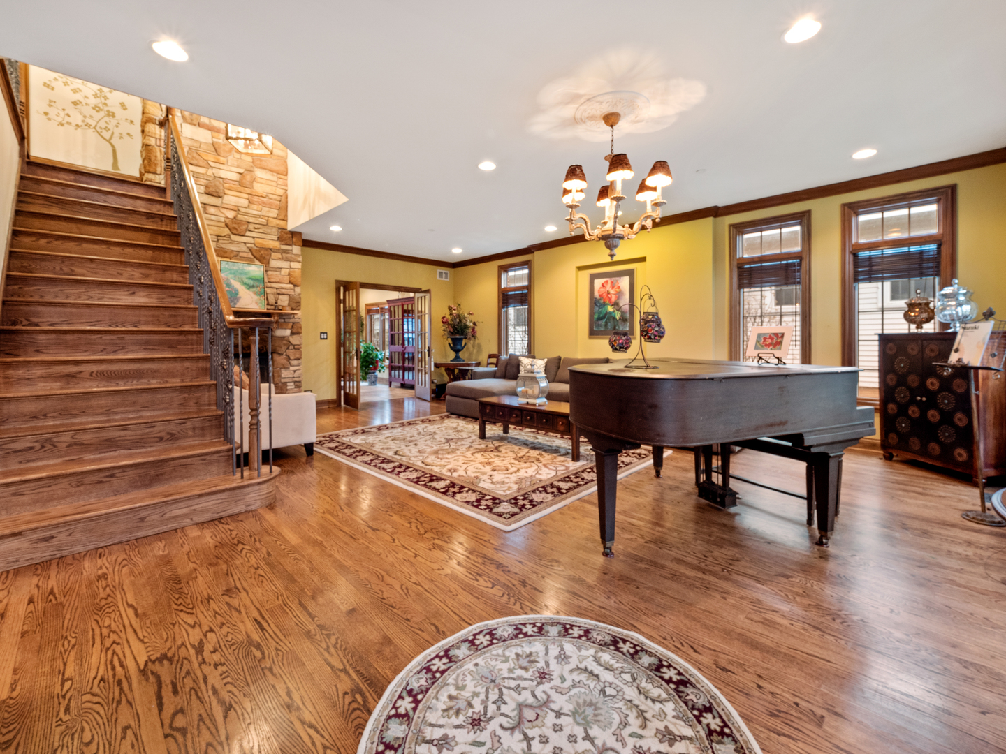 309 North Merrill Street Park Ridge, IL 60068 - Photo 4 of 35 Gallery Image 4