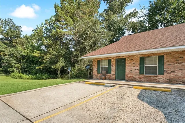 $1,200,000 | 16405 Amour Drive, Ponchatoula, LA 70454