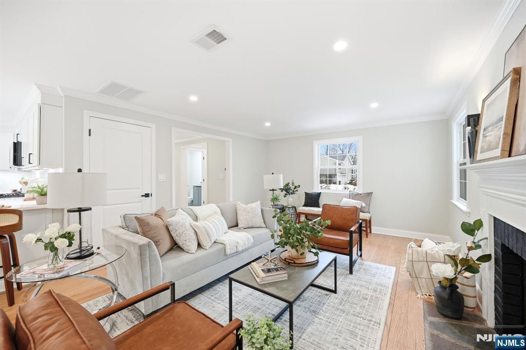 30 West Lawn Road Livingston, NJ 07039 - Photo 5 of 33 a living room with furniture