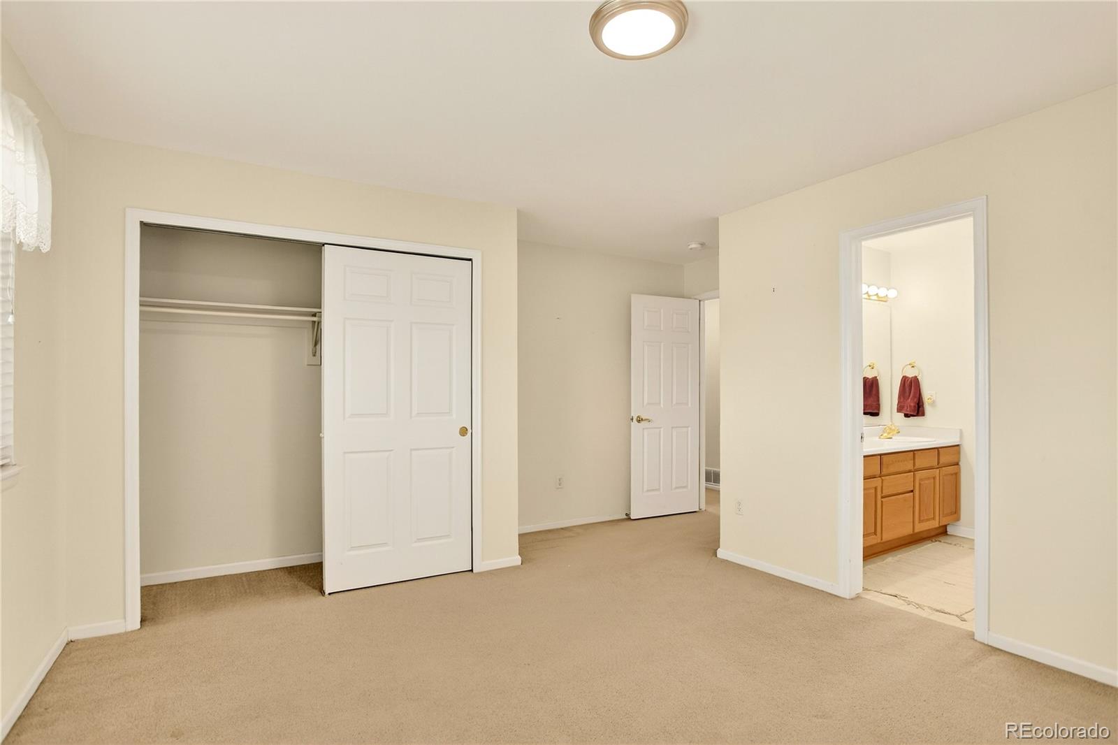 7041 Chestnut Hill Trail Highlands Ranch, CO 80130 - Photo 32 of 35