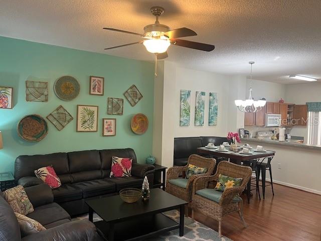 8405 Crystal Cove Loop Kissimmee, FL 34747 - Photo 3 of 11