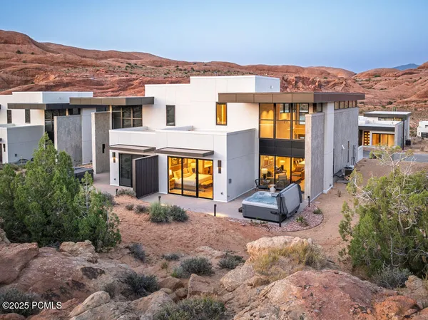 $1,975,000 | 146 Badgers Bend, Unit 29, Moab, UT 84532