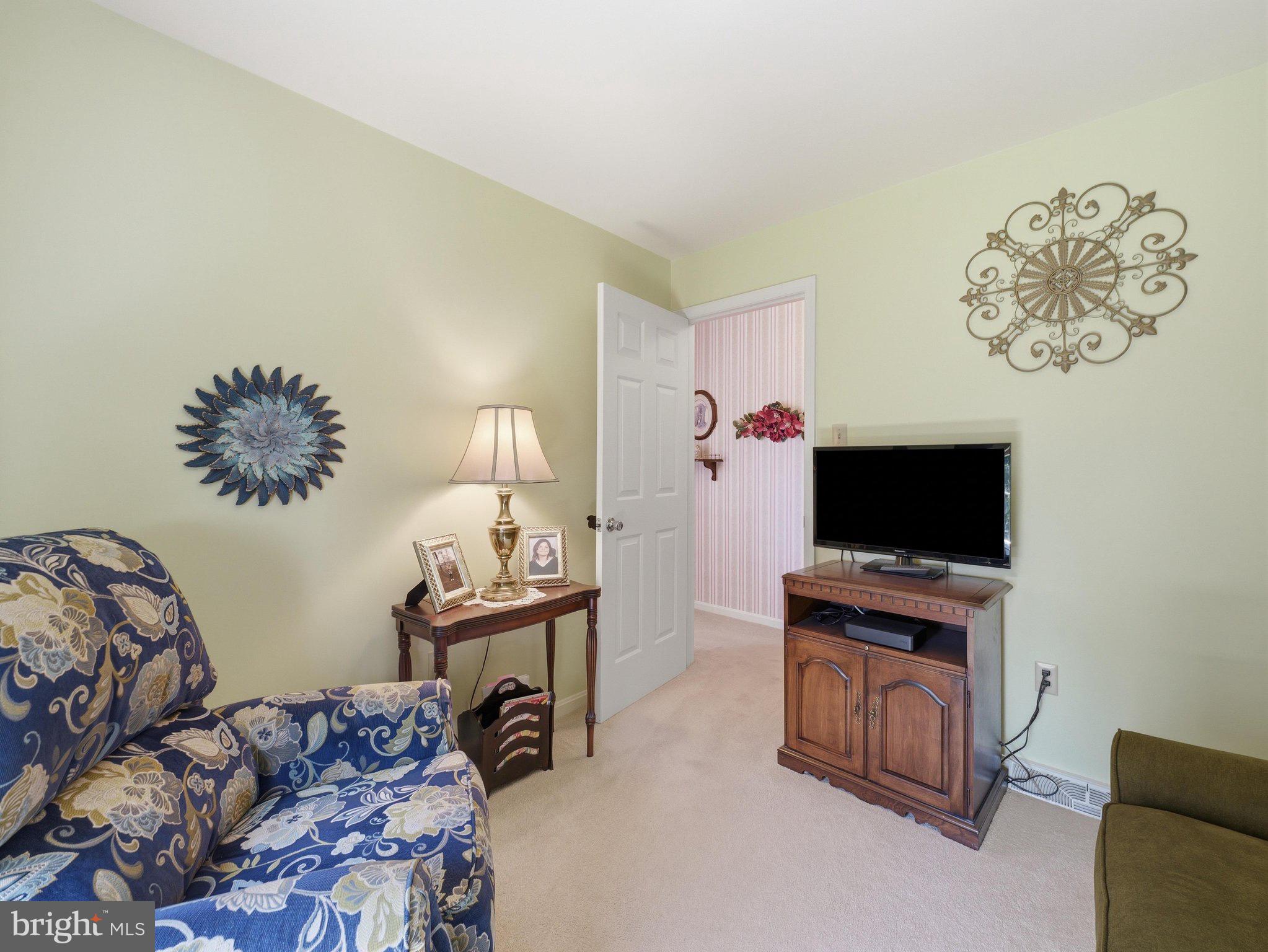 2606 Ridge Road South Martinsburg, WV 25403 - Photo 25 of 57 Cozy corner with inviting decor and light.