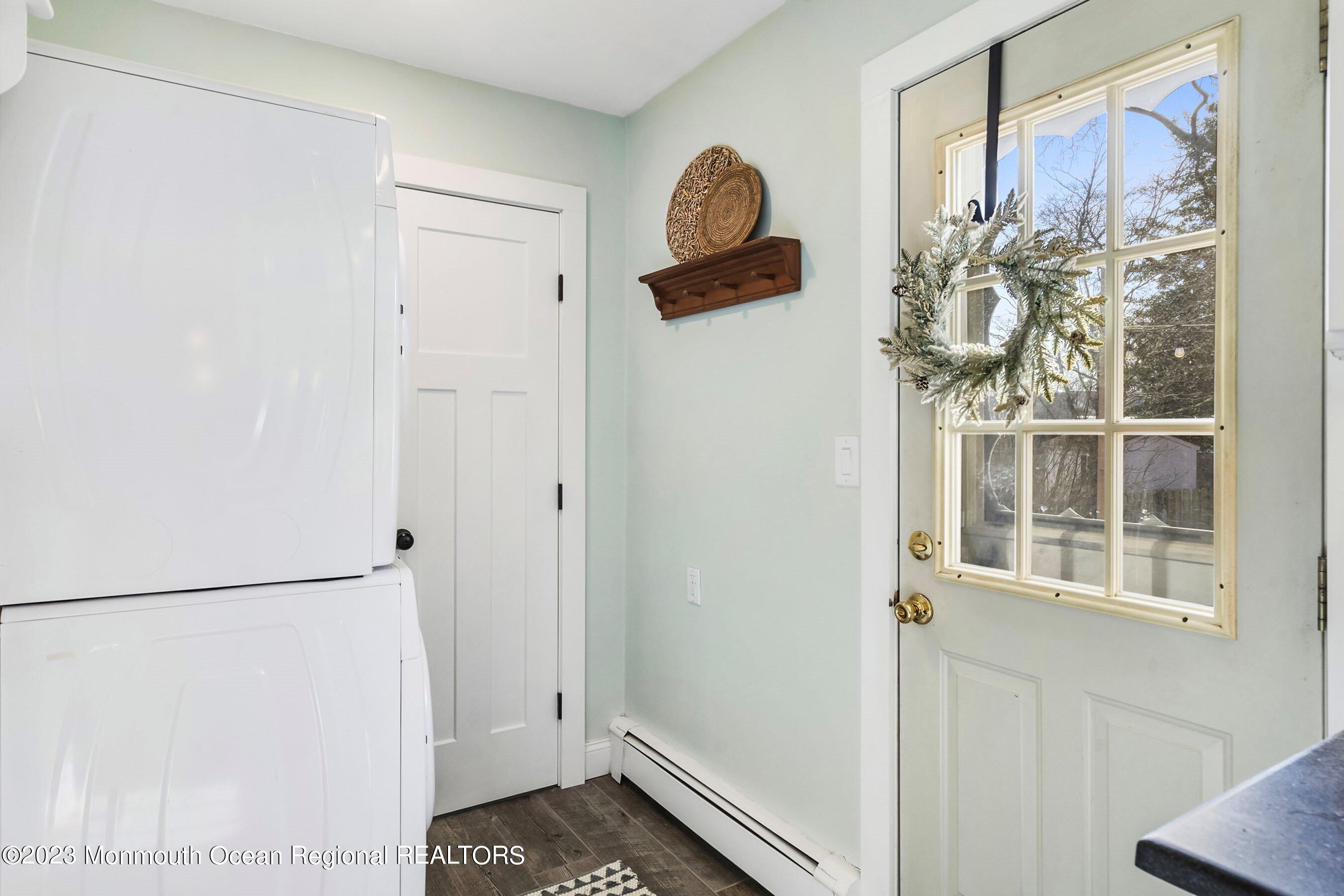 317 Sudbury Road Point Pleasant, NJ 08742 - Photo 11 of 22 13-Laundry and back door