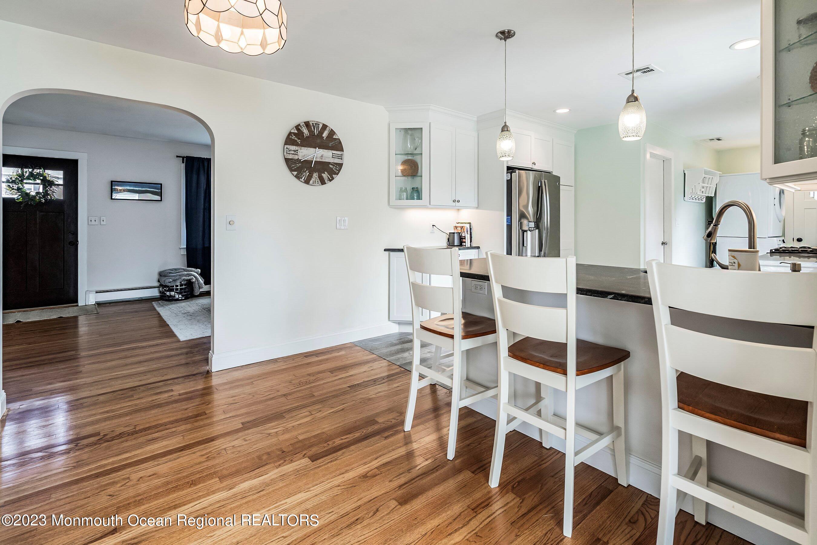 317 Sudbury Road Point Pleasant, NJ 08742 - Photo 8 of 22 09-Dining and Kitchen 1B
