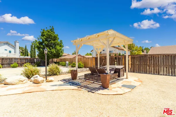 $595,000 | 44220 Encanto Way, Lancaster, CA 93536