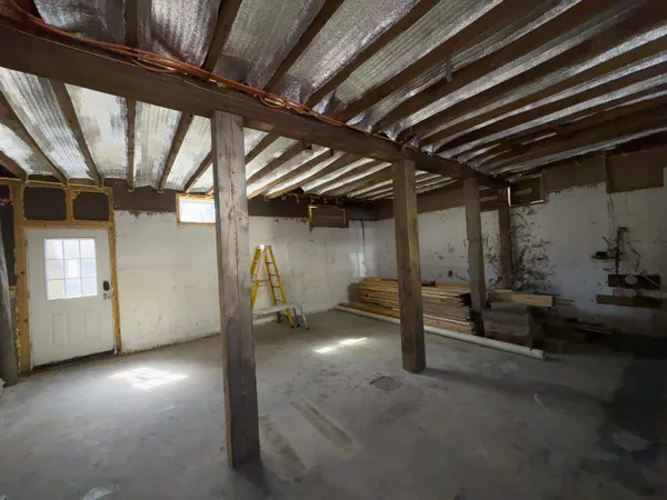 $324,900 | 97 School Street, St. Johnsbury, VT 05819