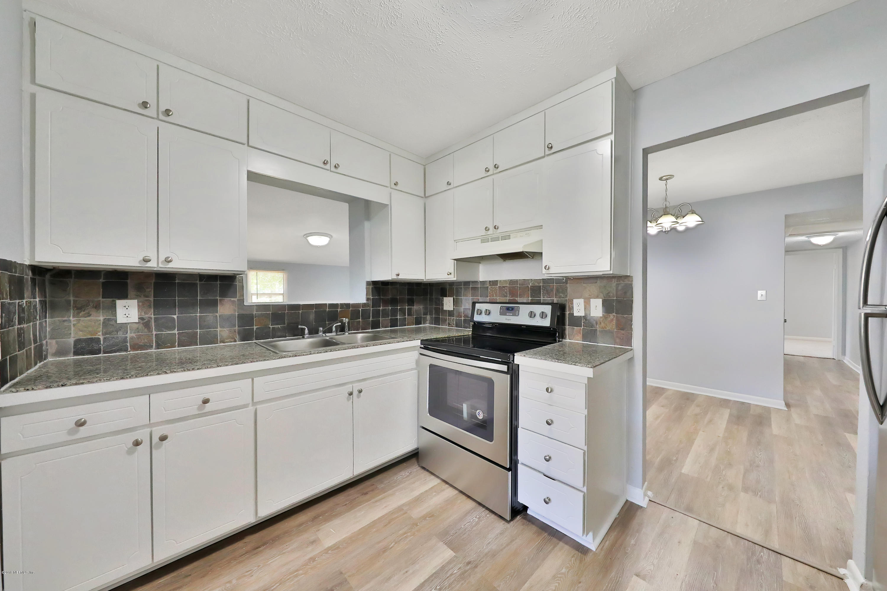 2919 Stonehurst Road West Jacksonville, FL 32277 - Photo 10 of 13 573A0039