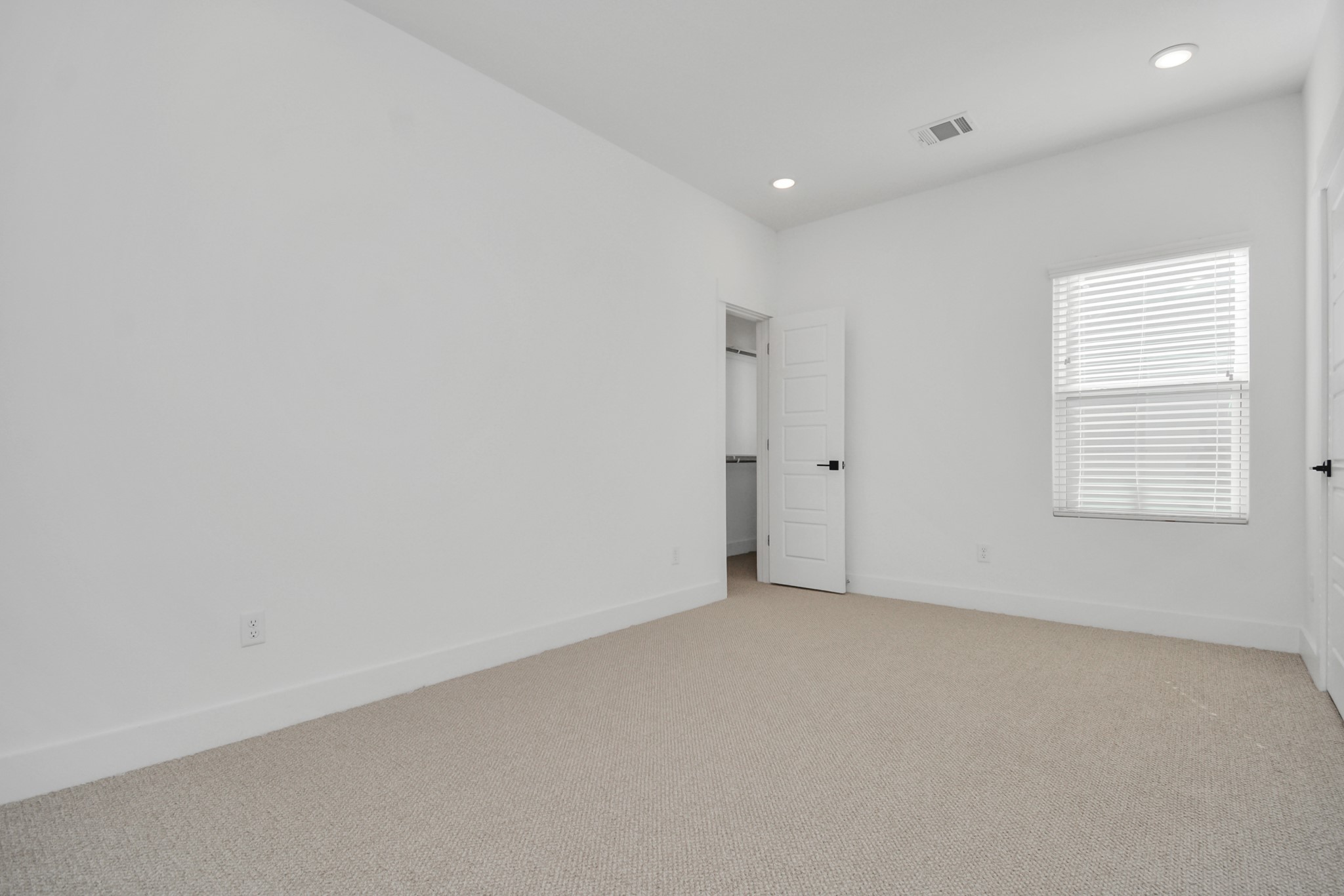 778 West Tidwell Road, Unit H Houston, TX 77091 - Photo 17 of 38