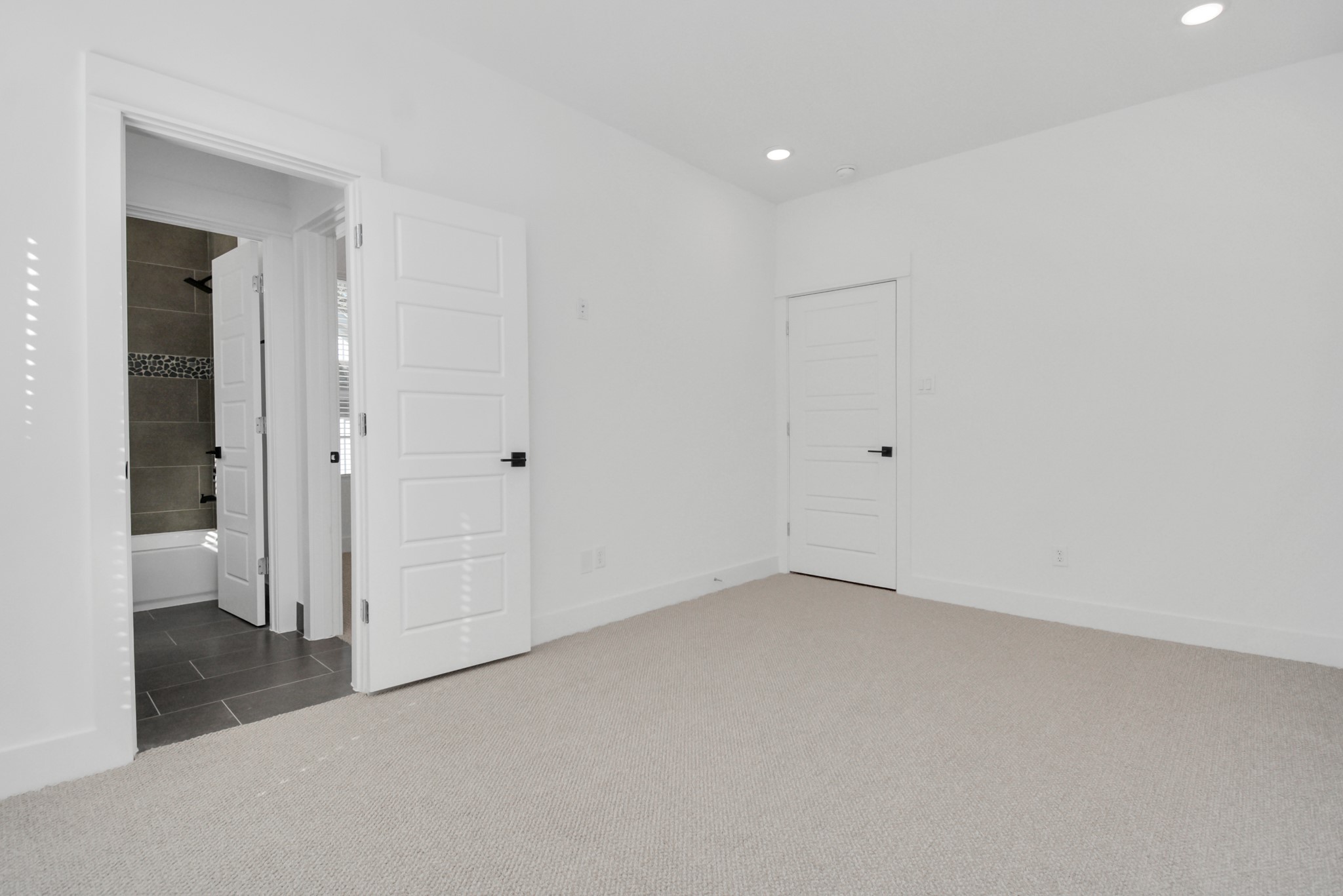 778 West Tidwell Road, Unit H Houston, TX 77091 - Photo 19 of 38