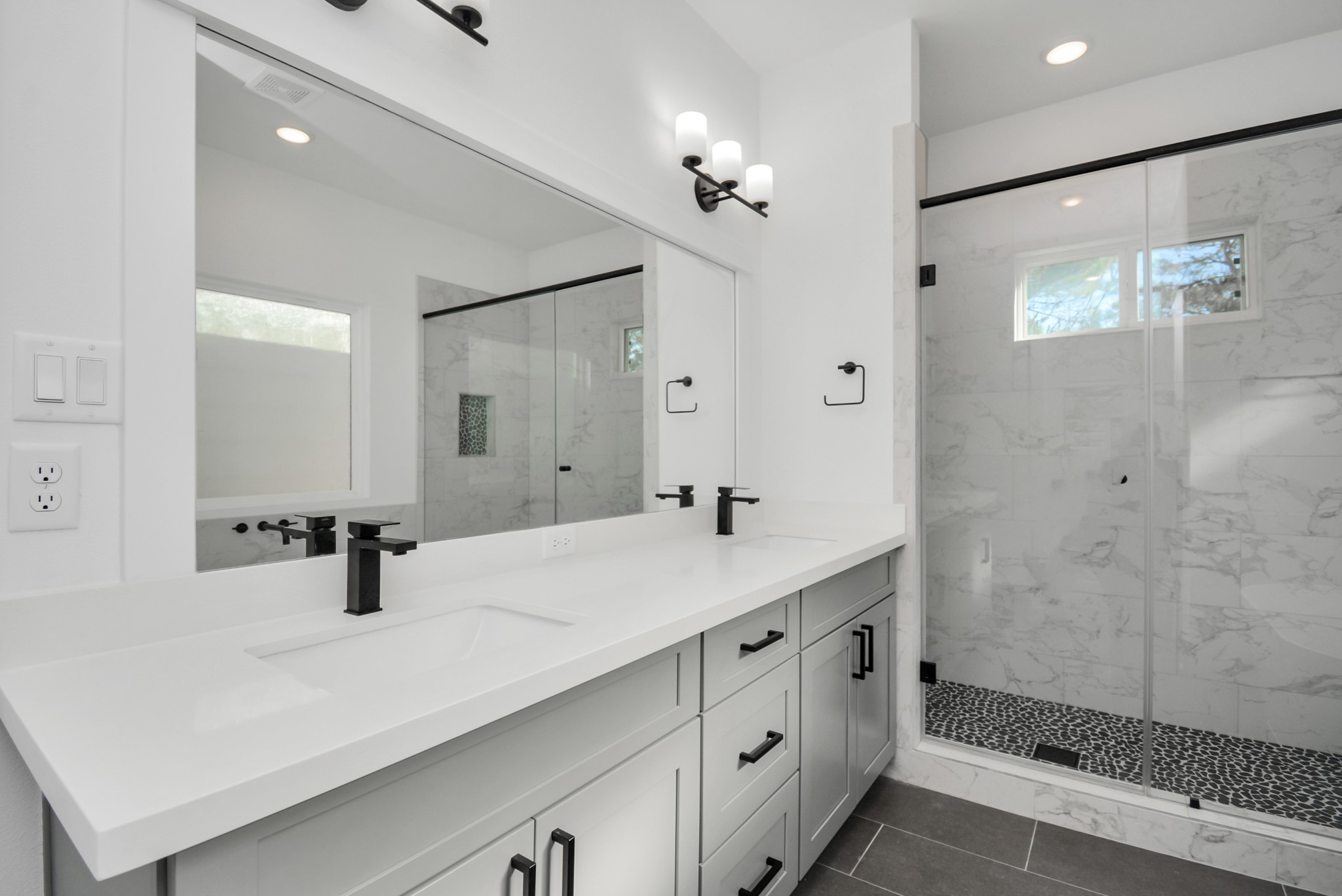 778 West Tidwell Road, Unit H Houston, TX 77091 - Photo 20 of 38