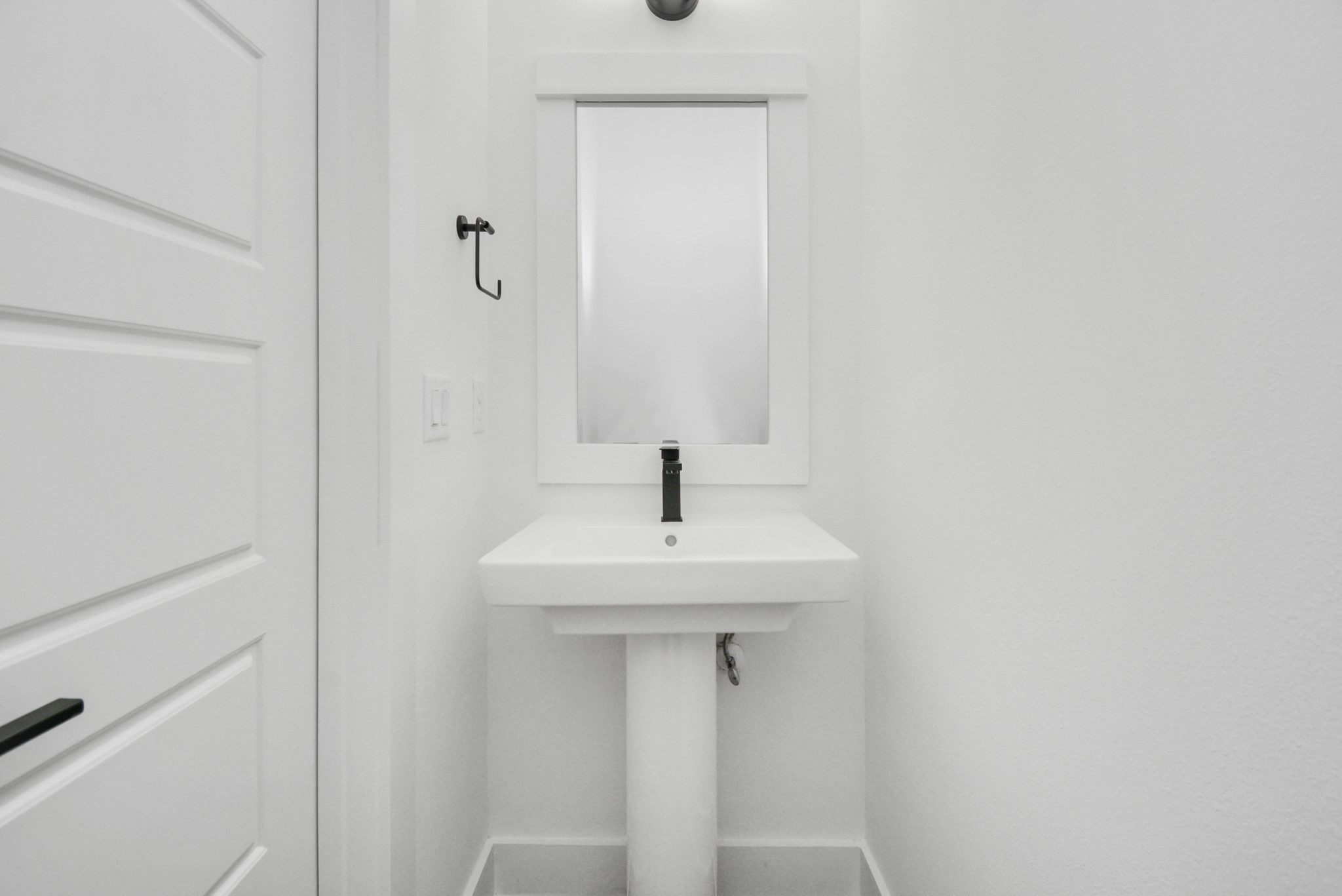 778 West Tidwell Road, Unit H Houston, TX 77091 - Photo 33 of 38