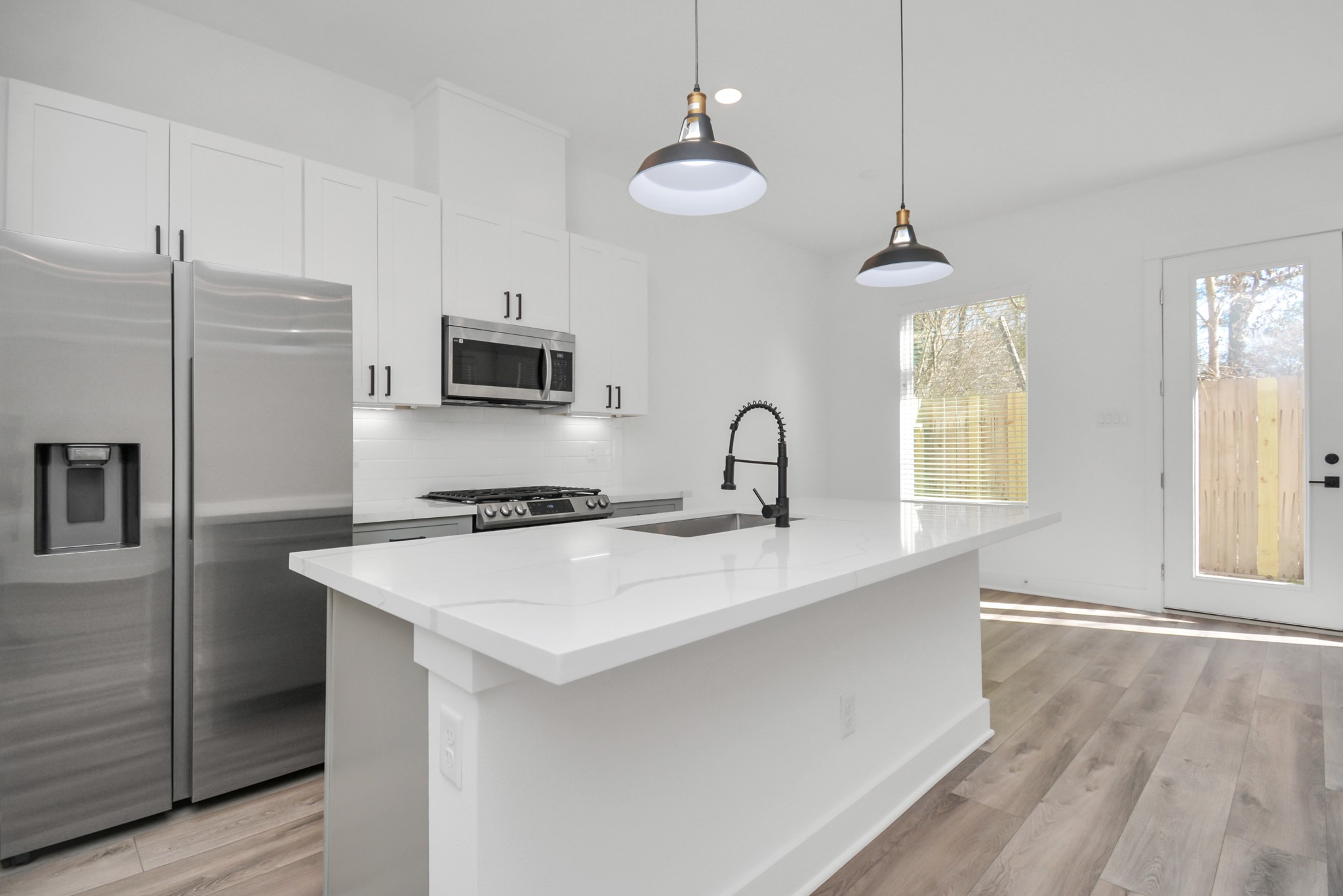 778 West Tidwell Road, Unit H Houston, TX 77091 - Photo 8 of 38