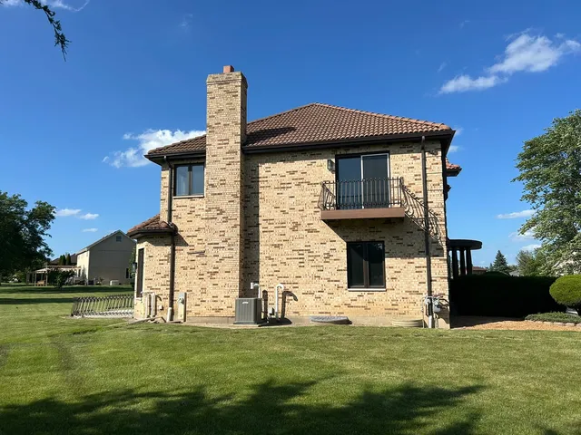 $615,000 | 2658 East Royal Ridge Drive, Crete, IL 60417