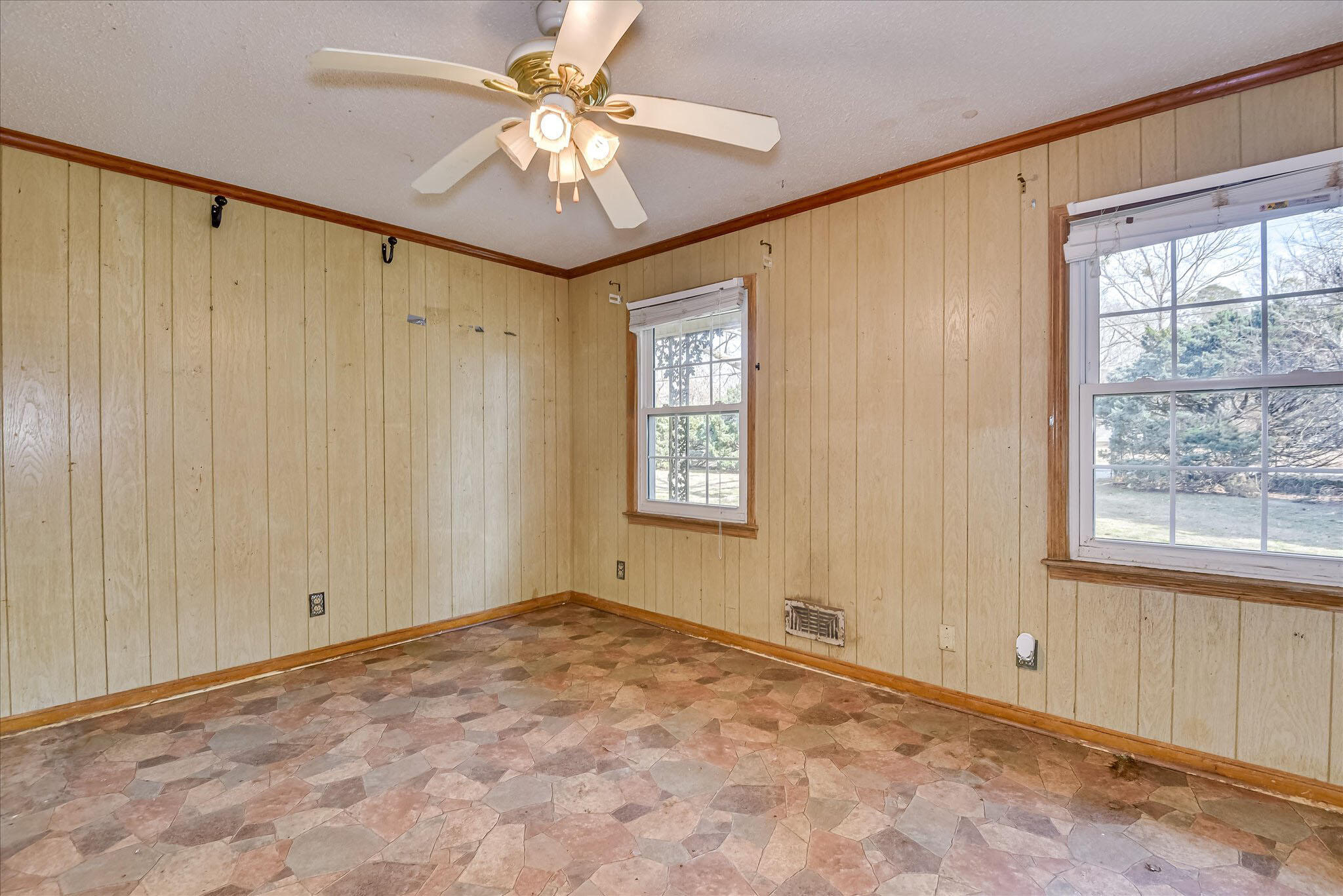 273 Timberwood Drive Thomson, GA 30824 - Photo 26 of 39 Sprawling Ranch On An Acre in Thomson GA