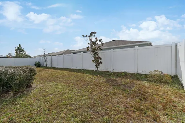 $2,400 | 7139 Steer Blade Drive, Zephyrhills, FL 33541