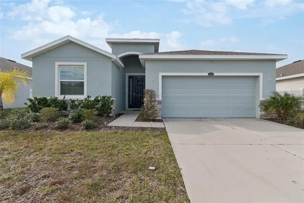 $2,400 | 7139 Steer Blade Drive, Zephyrhills, FL 33541