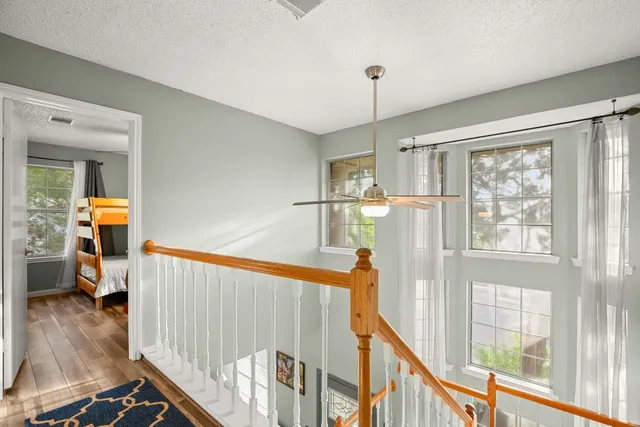 a en suite bathroom with a double vanity sink and mirror