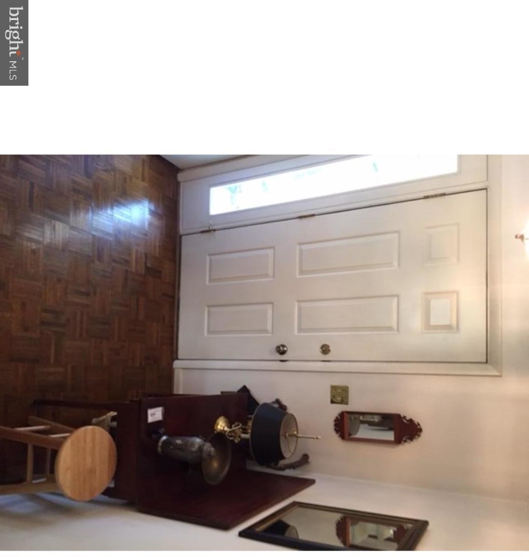 31 Muirfield Drive Reading, PA 19607 - Photo 1 of 9 Foyer