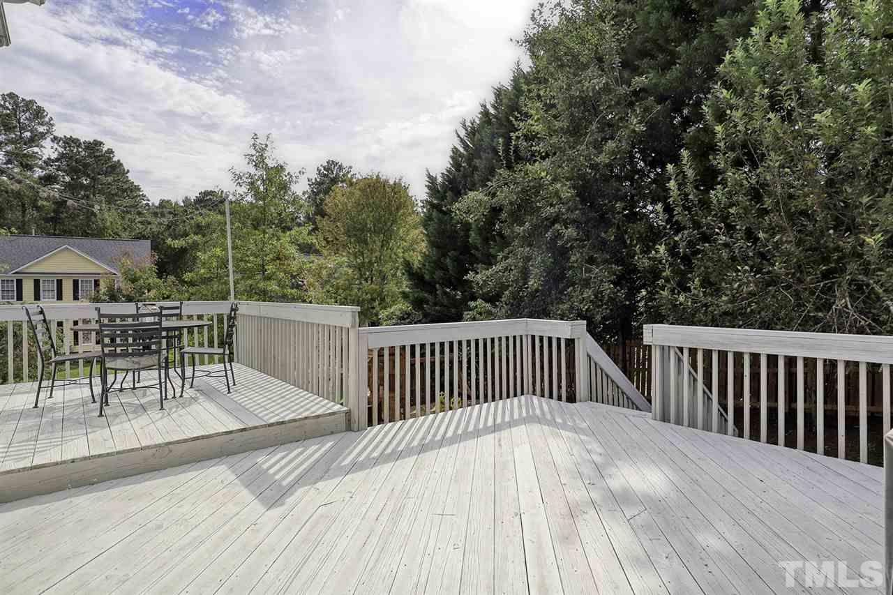 5201 Camfirth Way Raleigh, NC 27613 - Photo 22 of 24