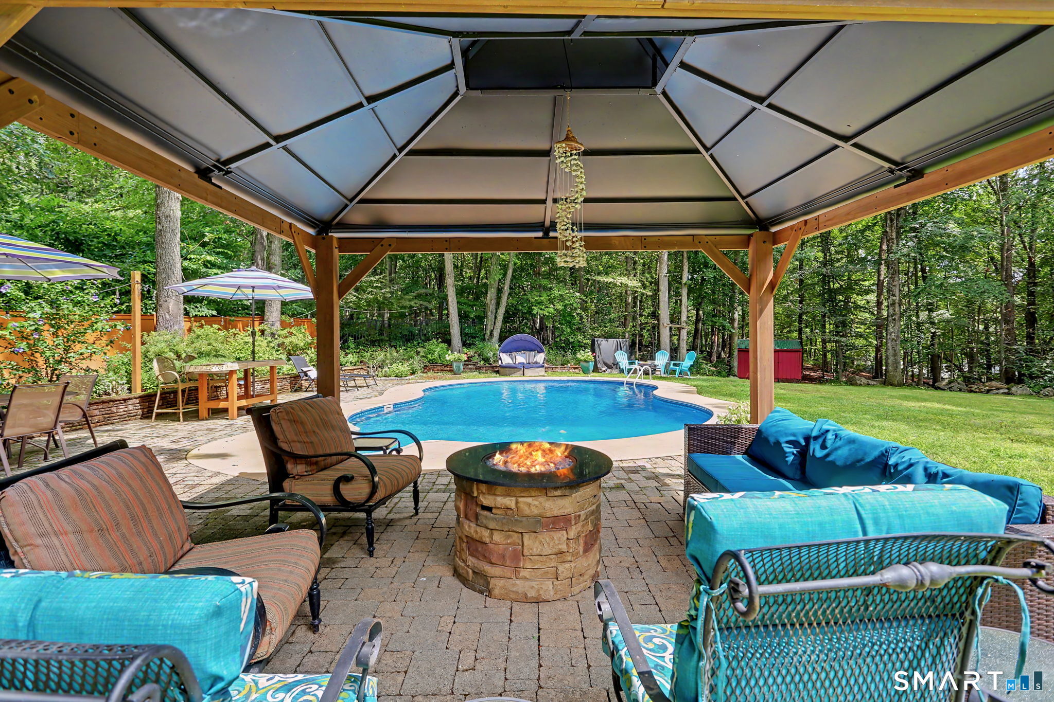 12 Stonehedge Road Norwalk, CT 06851 - Photo 33 of 40
