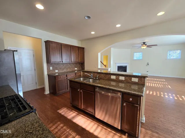 $2,150 | 912 Garden Square Lane, Morrisville, NC 27560