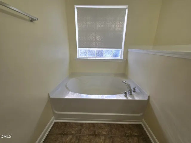 $2,150 | 912 Garden Square Lane, Morrisville, NC 27560