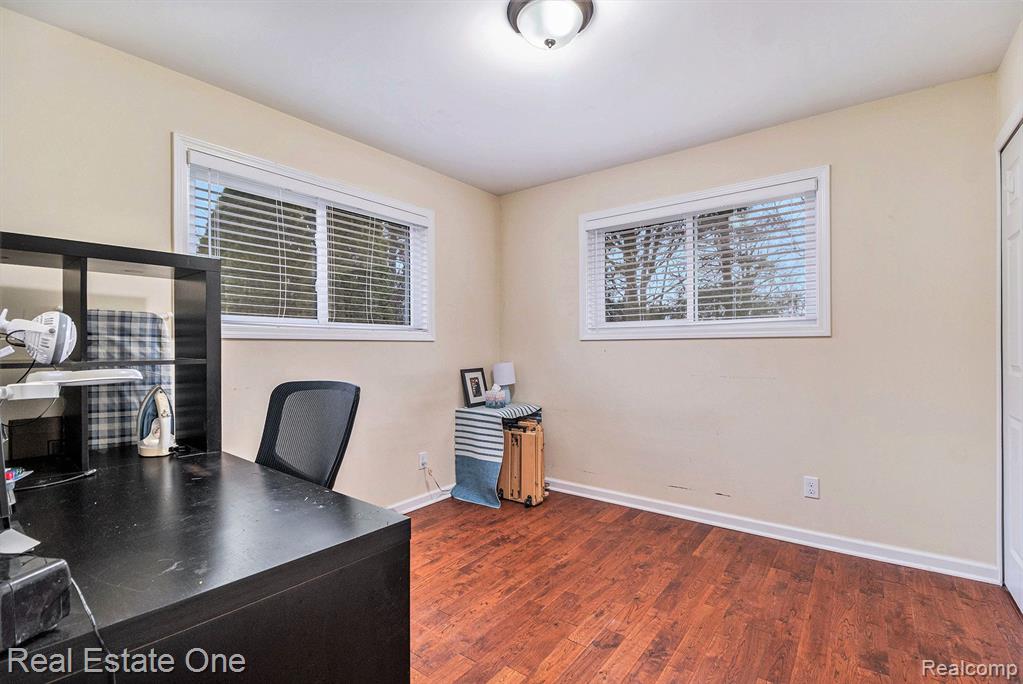1167 Brewster Road Rochester Hills, MI 48306 - Photo 11 of 17