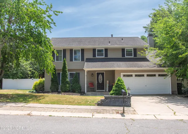 $475,000 | 3 Laureldale Court, Little Egg Harbor, NJ 08087