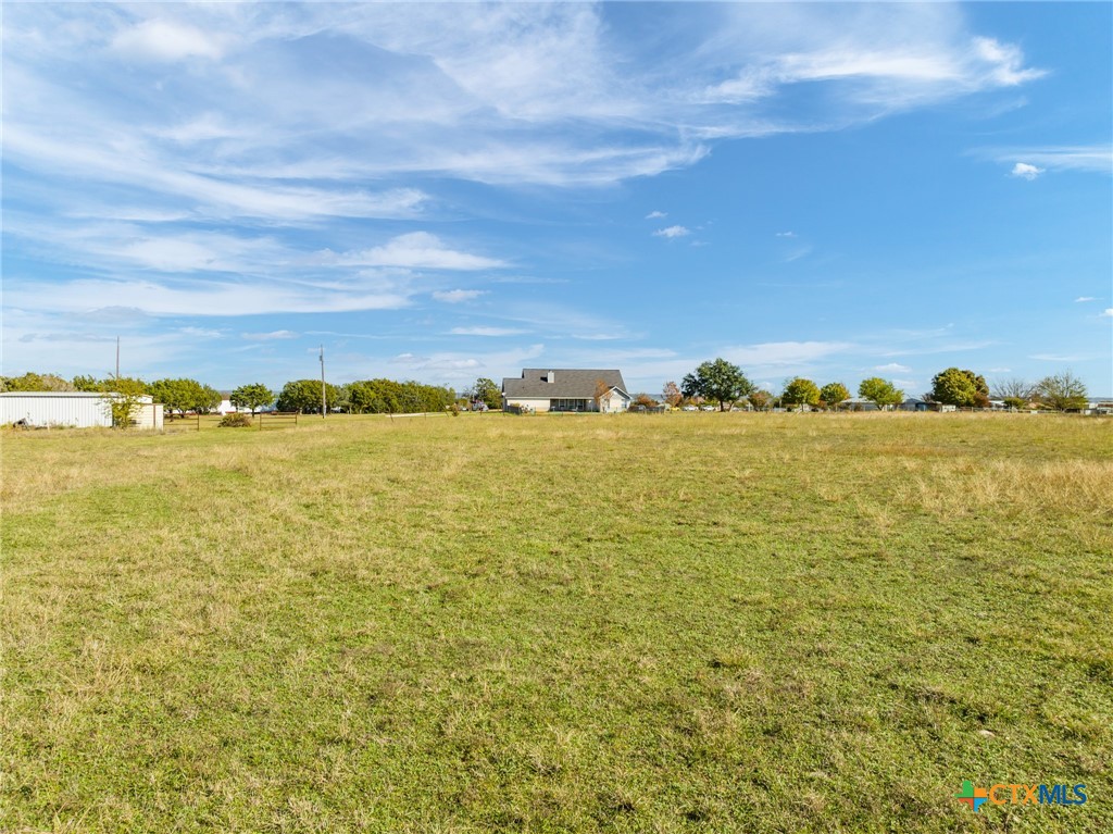 155 Western Ridge Road Gatesville, TX 76528 - Photo 9 of 26 a view of an ocean