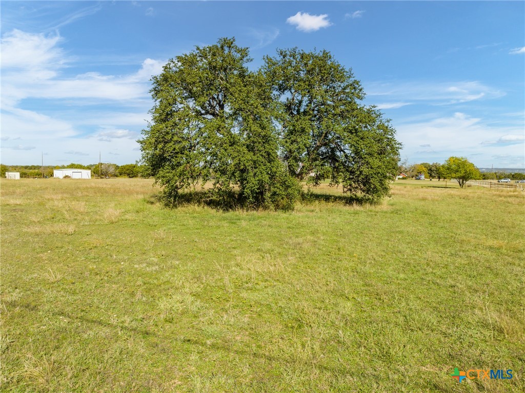 155 Western Ridge Road Gatesville, TX 76528 - Photo 10 of 26 a view of an ocean from a yard