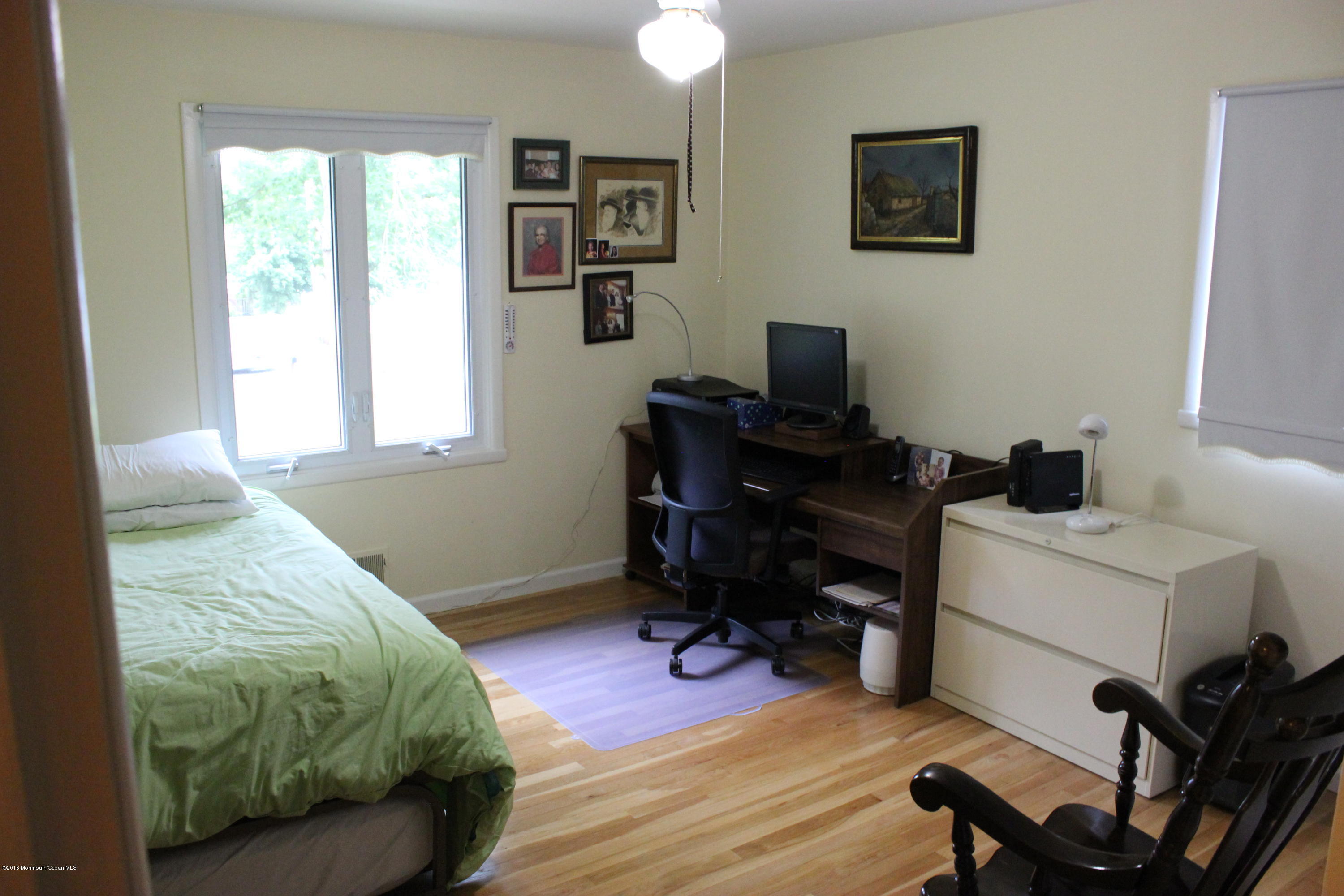 3 Sunnyside Road Howell, NJ 07731 - Photo 15 of 28 a bedroom with a workspace