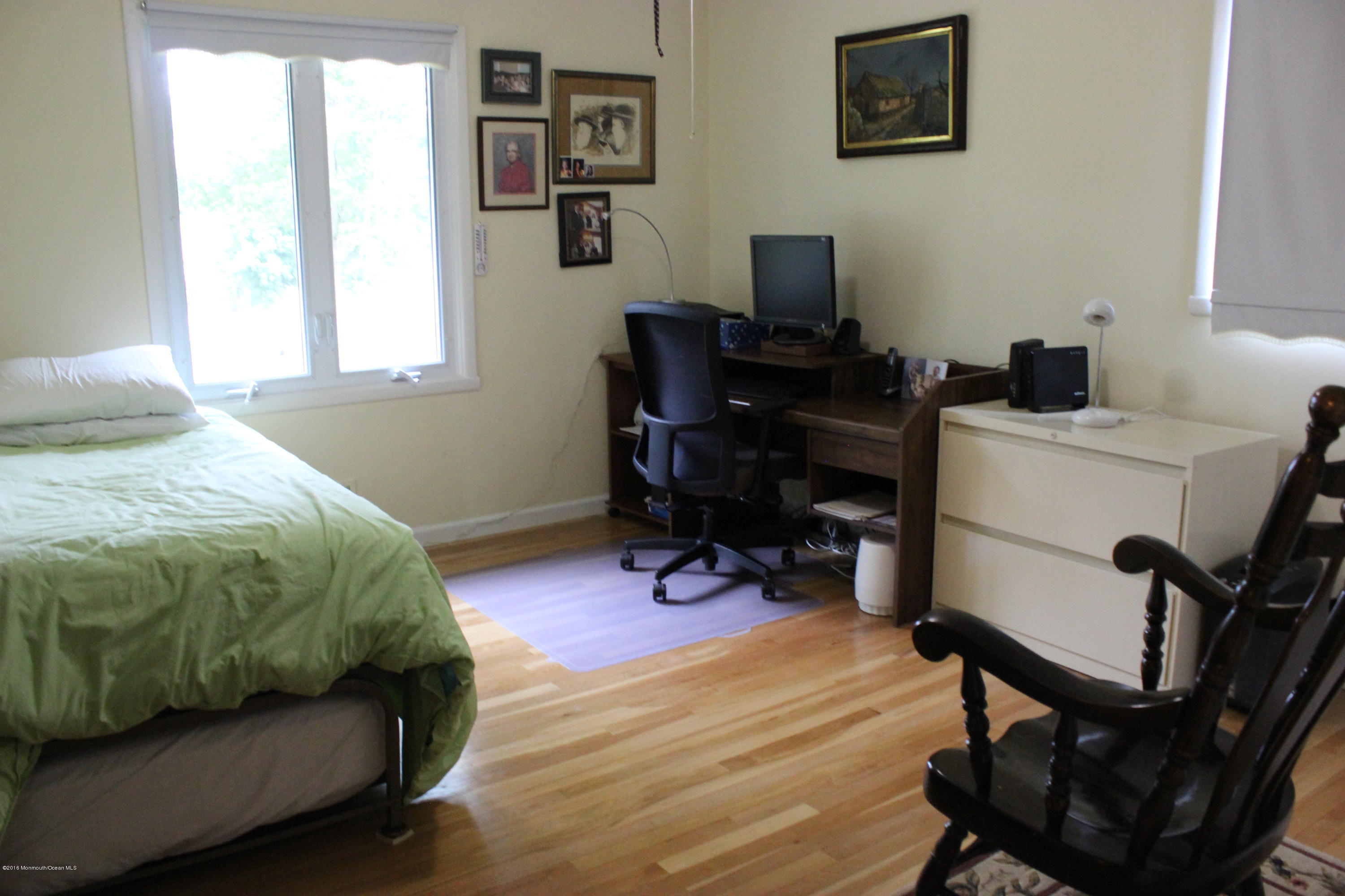 3 Sunnyside Road Howell, NJ 07731 - Photo 16 of 28 a bedroom with a workspace