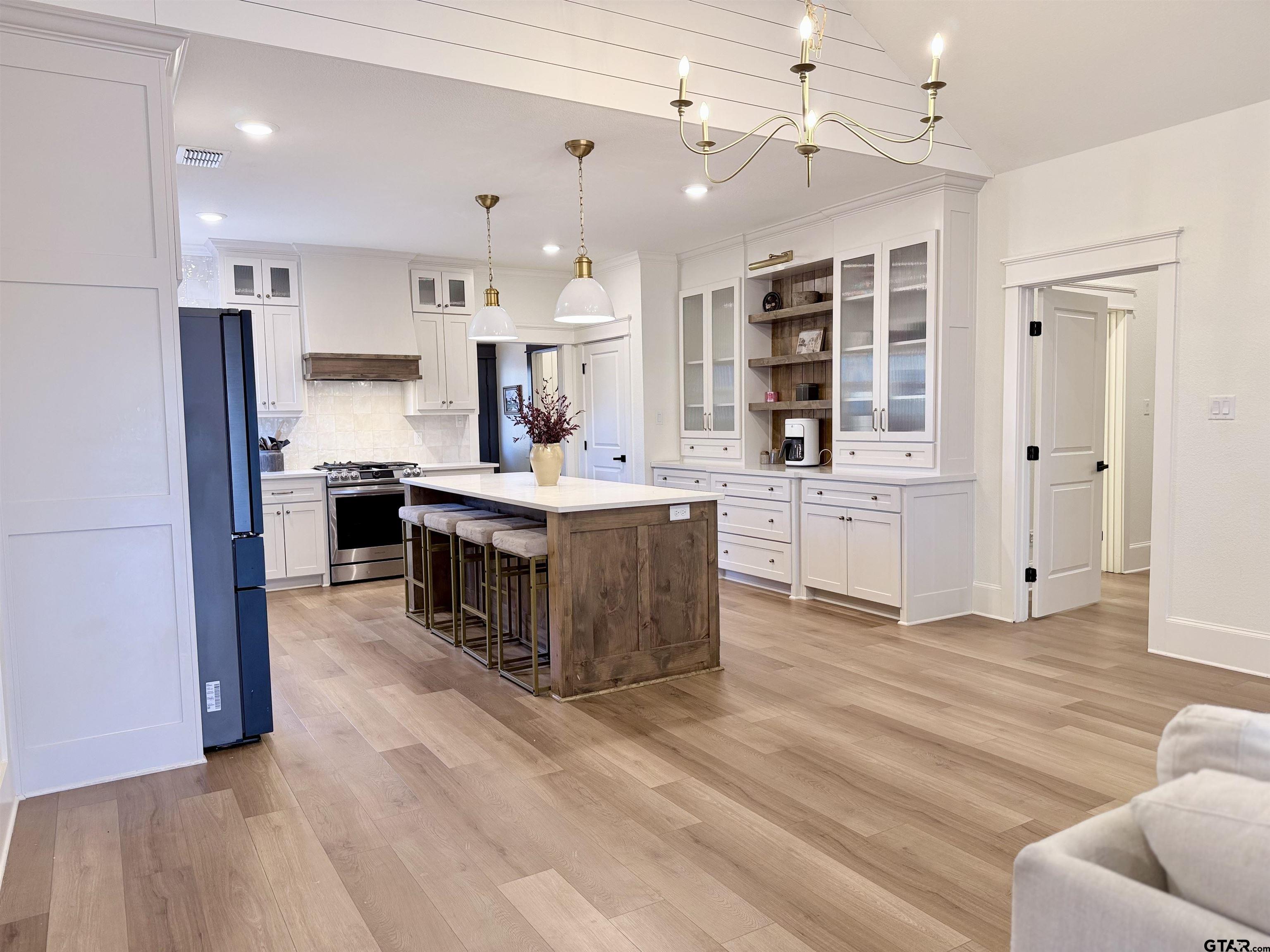 413 Dallas Street Winona, TX 75792 - Photo 12 of 33