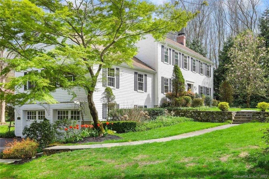 4 Cricklewood Road Redding, CT 06896 - Photo 1 of 1 a front view of house with yard and green space