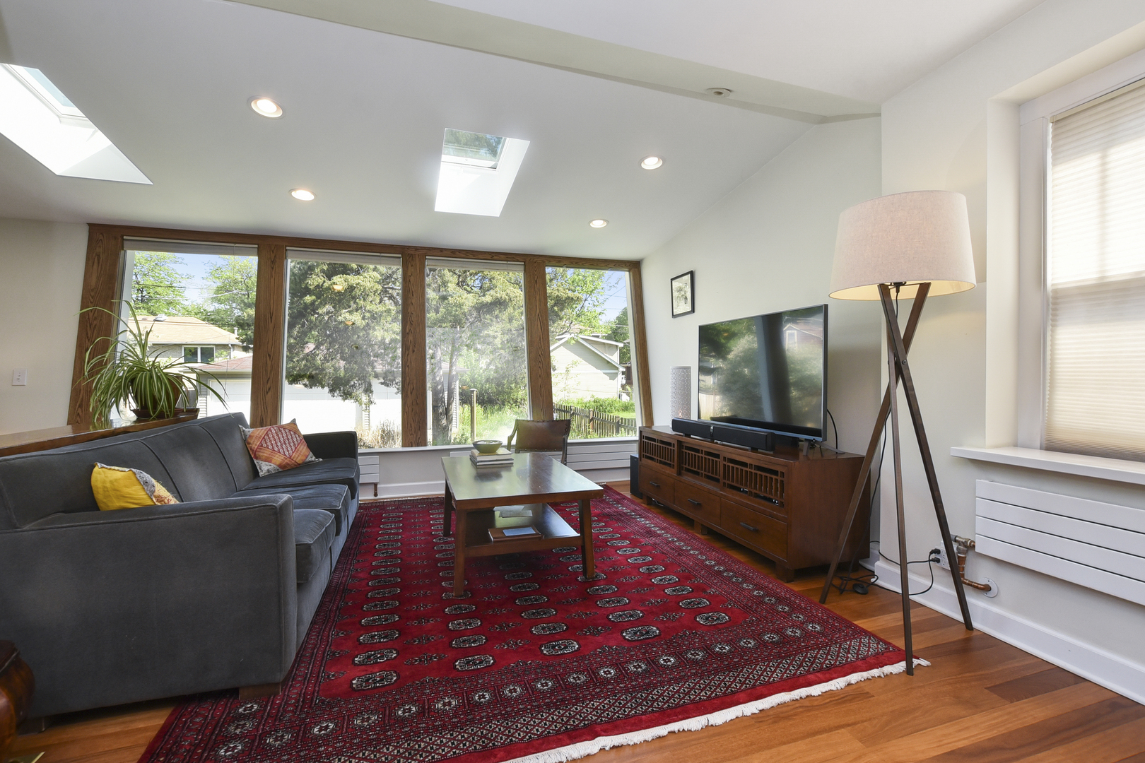 196 Waubansee Road Riverside, IL 60546 - Photo 22 of 43