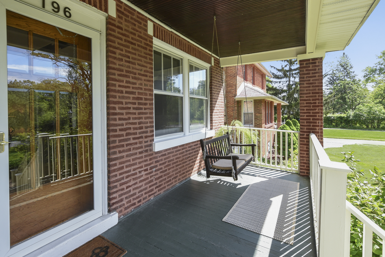 196 Waubansee Road Riverside, IL 60546 - Photo 6 of 43