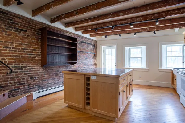 $2,249,000 | 36 State Street, Portsmouth, NH 03801