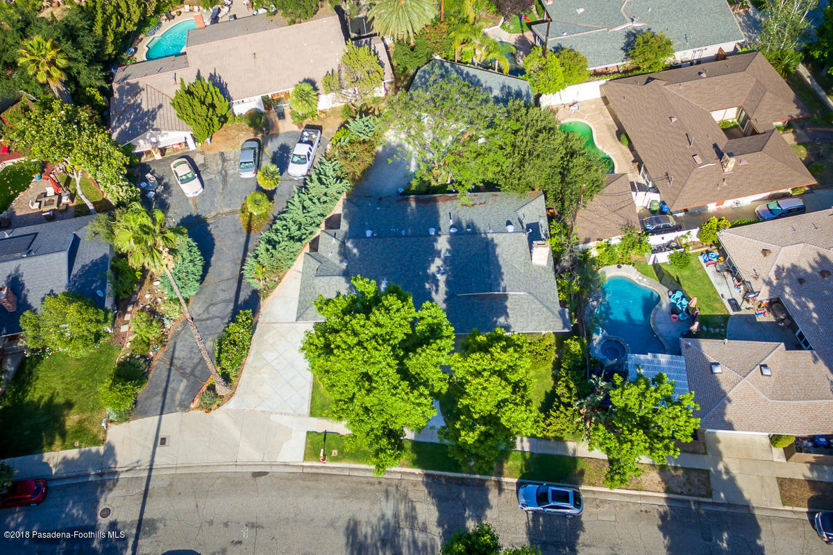 9624 Creemore Drive Tujunga, CA 91042 - Photo 53 of 56 an aerial view of multiple house