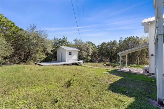 $945 | 7705 Debbie Drive, Unit D, Volente, TX 78641