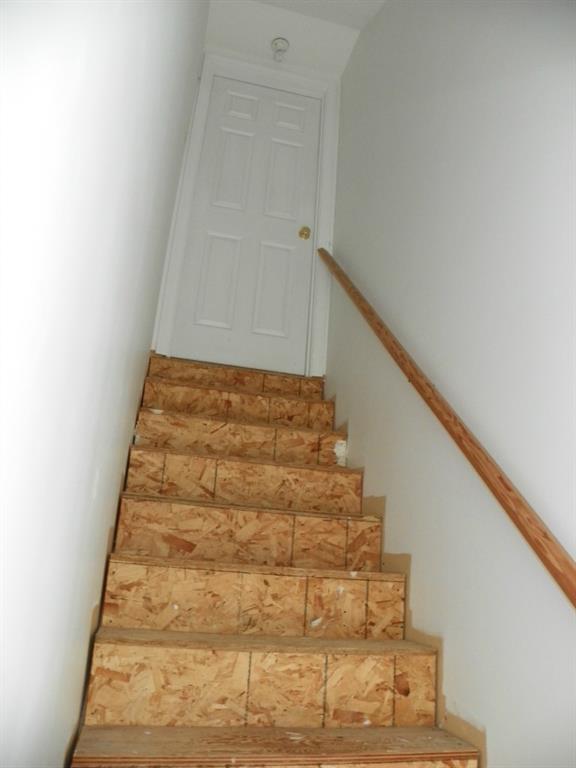 16 Port View Lane Kennebunk, ME 04043 - Photo 26 of 34 The second floor offers a staircase...